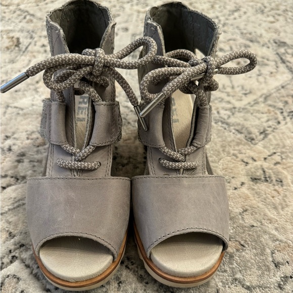 Sorel Joanie Lace Sandal - Picture 3 of 5